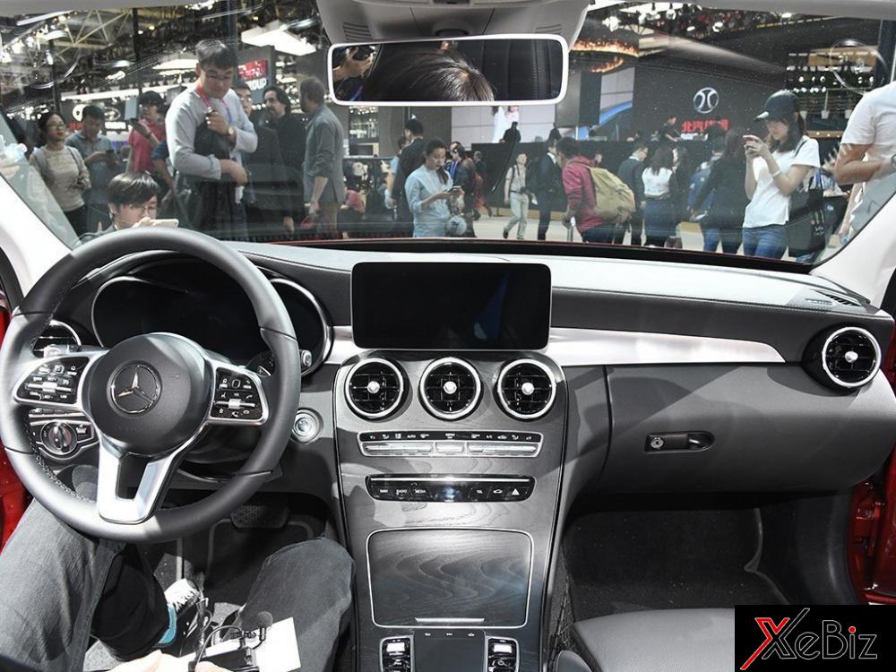 Nội thất của Mercedes-Benz C-Class L 2018