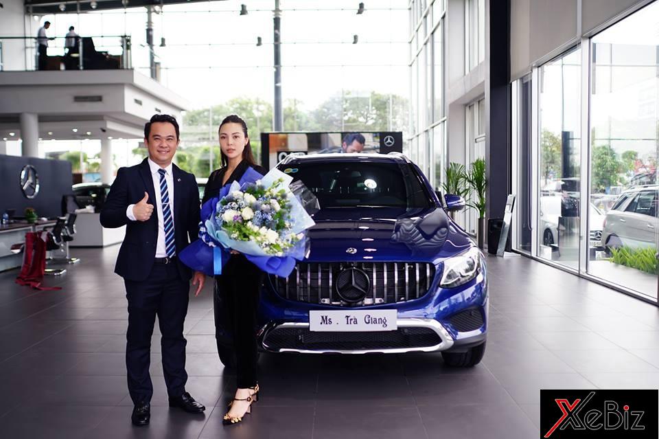 Như vậy, việc tậu chiếc Mercedes-Benz GLC 200 đã giúp Á hậu Trà Giang gia nhập vào câu lạc bộ những người nổi tiếng tậu xe Mercedes-Benz tại Việt Nam cùng với nhiều người đẹp khác như Hoa hậu Hương Giang, Á Hậu Huyền My, Miu Lê, Hương Tràm và Di Băng. Như vậy, việc tậu chiếc Mercedes-Benz GLC 200 đã giúp Á hậu Trà Giang gia nhập vào câu lạc bộ những người nổi tiếng tậu xe Mercedes-Benz tại Việt Nam cùng với nhiều người đẹp khác như Hoa hậu Hương Giang, Á Hậu Huyền My, Miu Lê, Hương Tràm và Di Băng.