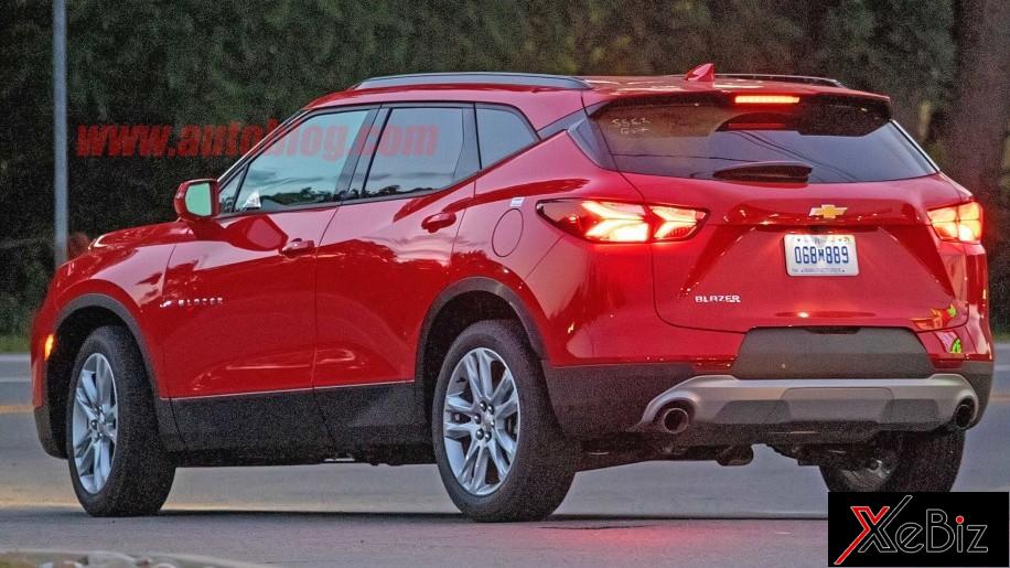 Chevrolet Blazer 2019 được trang bị 2 động cơ xăng