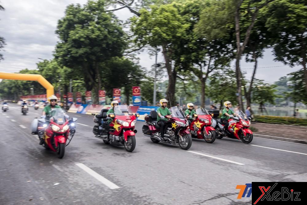 Dàn xe Honda Goldwing cùng nhau xuất hiện trong buổi sáng 2/9/2018.