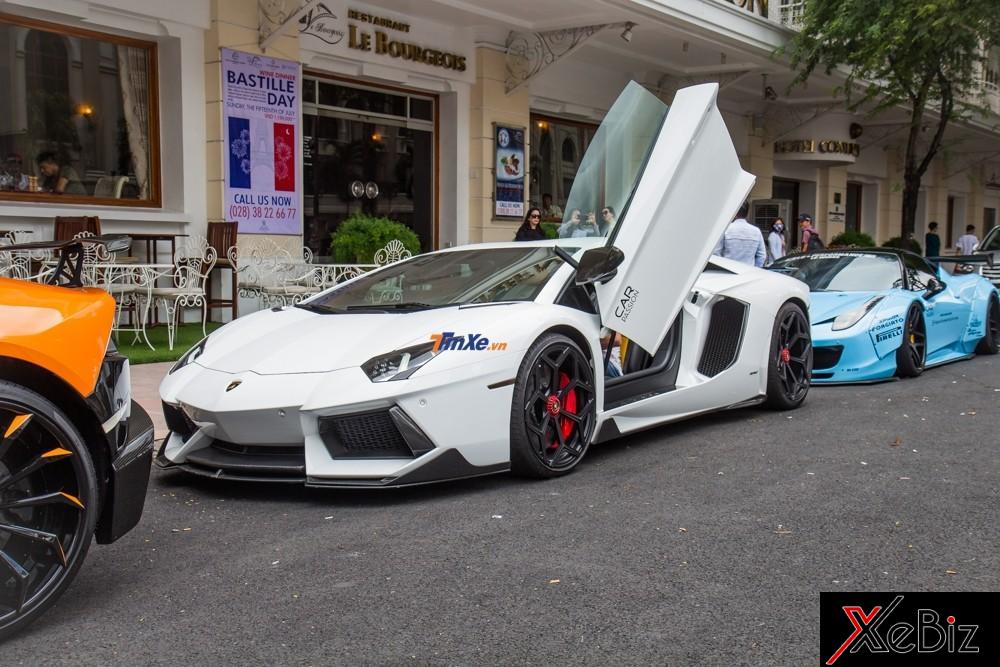 Đây là chiếc siêu xe Lamborghini Aventador LP700-4 đầu tiên phân phối chính hãng tại thị trường Việt Nam Đây là chiếc siêu xe Lamborghini Aventador LP700-4 đầu tiên phân phối chính hãng tại thị trường Việt Nam