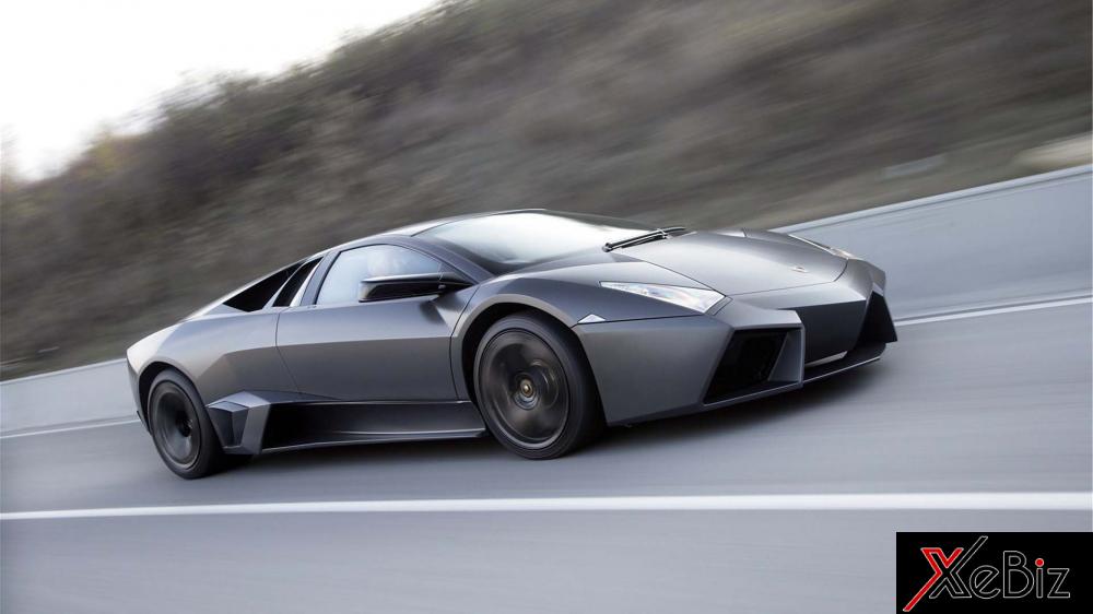 Lamborghini Reventon là siêu xe mang cảm hứng máy bay