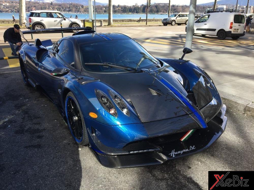 Thần gió Pagani Huayra BC sử dụng&nbsp;khối động cơ V12, tăng áp kép, dung tích 6.0 lít, sản sinh công suất tối đa 789 mã lực và mô-men xoắn cực đại 1.099 Nm.&nbsp;So với phiên bản tiêu chuẩn, Huayra BC mạnh hơn 60 mã lực. Sức mạnh được truyền tới bánh thông qua hộp số tự động Xtrac 7 cấp hoàn toàn mới.