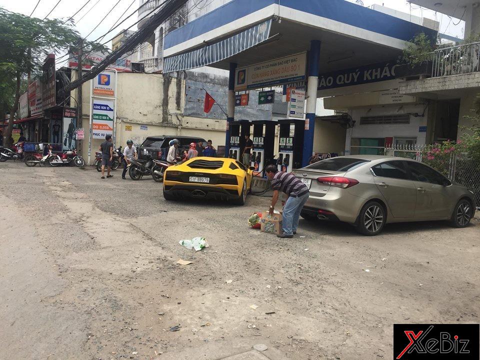 Aventador S LP740-4 được tích hợp thêm hệ thống đánh lái 4 bánh Aventador S LP740-4 được tích hợp thêm hệ thống đánh lái 4 bánh