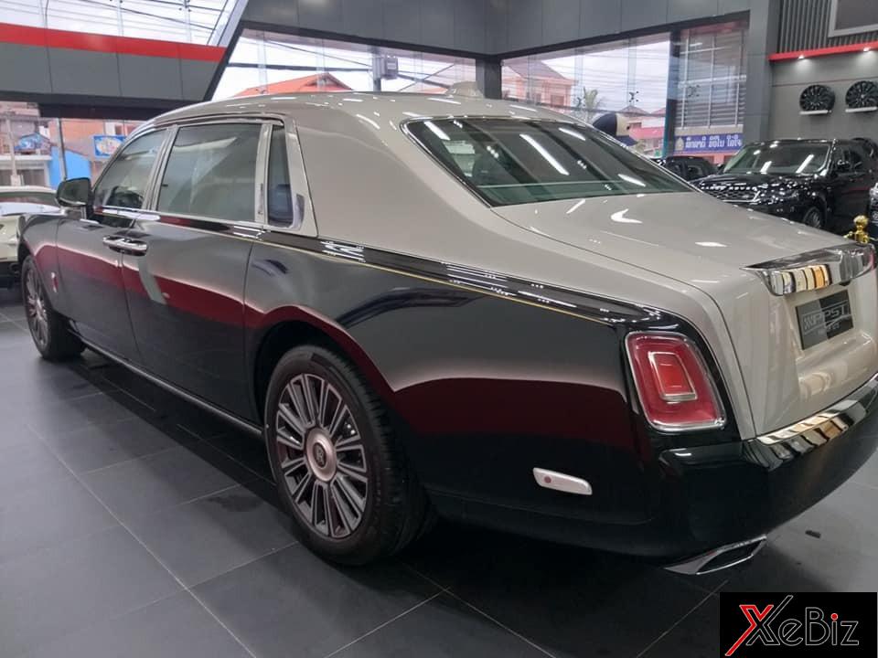 Đây là 1 trong những chiếc Rolls-Royce Phantom thế hệ thứ 8 đầu tiên cập bến tại Lào  Đây là 1 trong những chiếc Rolls-Royce Phantom thế hệ thứ 8 đầu tiên cập bến tại Lào