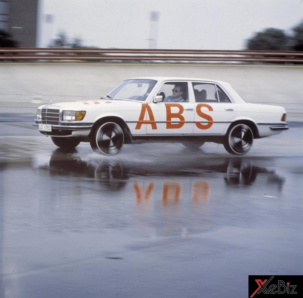 Nhìn lại lịch sử phanh chống bó cứng ABS tròn 40 năm tuổi đời