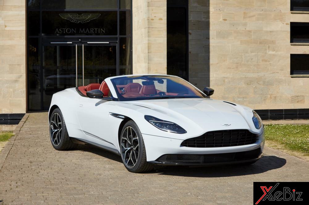 Henley Royal Regatta DB11 Volante nhìn từ phía trước