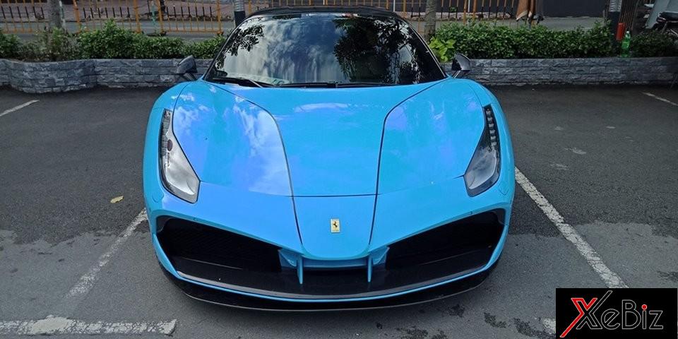 Bản độ Ferrari 488 GTB SVR độc nhất Việt Nam được chủ nhân cho thay áo Hoàng thân Qatar Bản độ Ferrari 488 GTB SVR độc nhất Việt Nam được chủ nhân cho thay áo Hoàng thân Qatar
