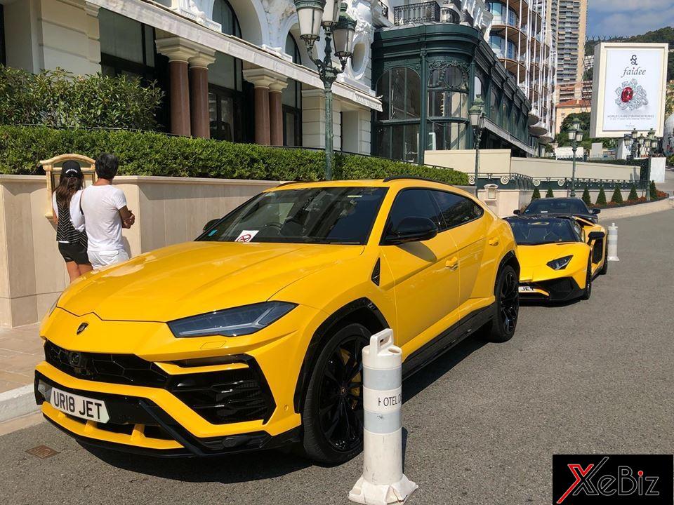 Cặp đôi gà nhà Lamborghini khoe dáng trên đường phố với ngoại thất đồng màu Cặp đôi gà nhà Lamborghini khoe dáng trên đường phố với ngoại thất đồng màu