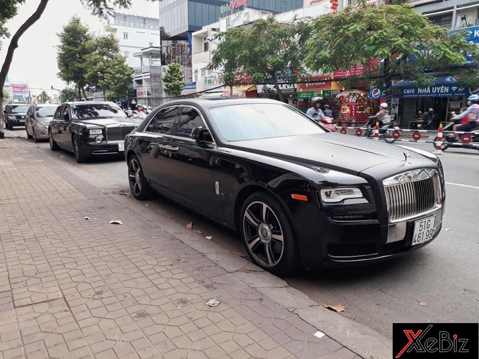Cặp đôi Rolls-Royce chục tỷ Đồng của doanh nhân 9X xuất hiện tại miền Tây