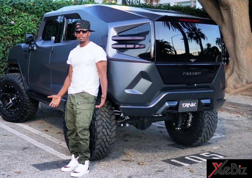 Jamie Foxx từng gây chú ý khi đăng ảnh bên chiếc Rezvani Tank vào hồi đầu năm nay Jamie Foxx từng gây chú ý khi đăng ảnh bên chiếc Rezvani Tank vào hồi đầu năm nay