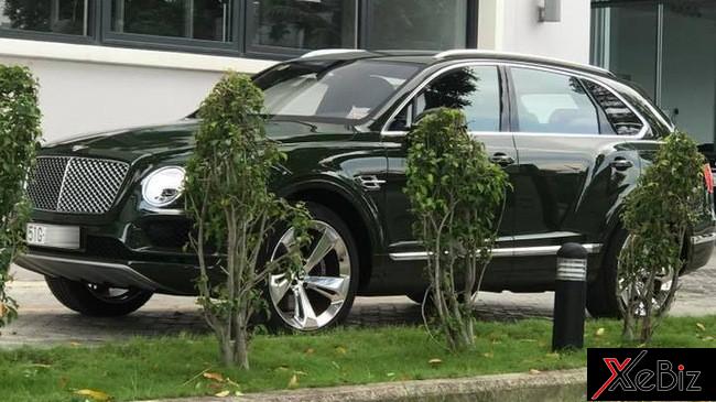 thân xe Bentley Bentayga xanh lục thân xe Bentley Bentayga xanh lục 1