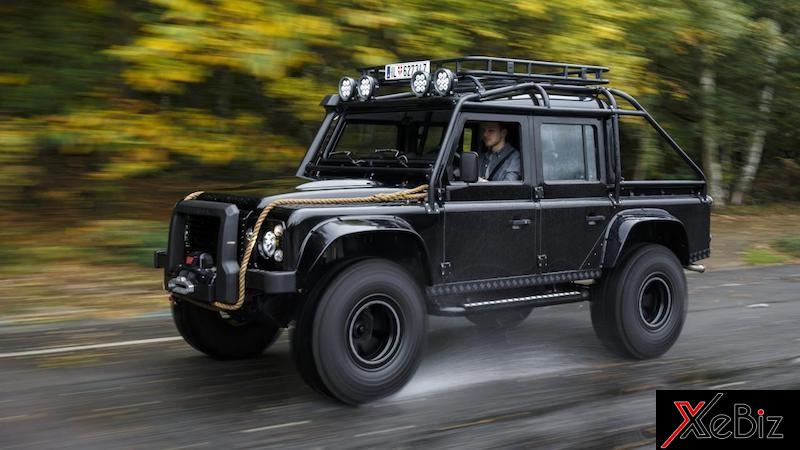 Hàng hiếm Land Rover Defender SVX được đấu giá từ 130.000 USD 1 Hàng hiếm Land Rover Defender SVX được đấu giá từ 130.000 USD 01