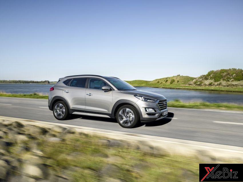 Hyundai Tucson 2019 ra mắt tại châu Âu với động cơ giống Kia Sportage nâng cấp