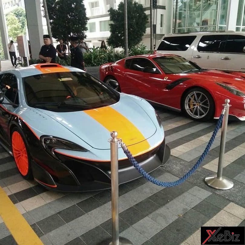 Hàng thửa McLaren 675LT của Hoàng tử Malaysia, Tunku Idris Iskandar Ismail và đỗ kế bên là siêu xe hàng hiếm Ferrari F12tdf của người em trai Tunku Abdul Rahman Hassanal Hàng thửa McLaren 675LT của Hoàng tử Malaysia, Tunku Idris Iskandar Ismail và đỗ kế bên là siêu xe hàng hiếm Ferrari F12tdf của người em trai Tunku Abdul Rahman Hassanal