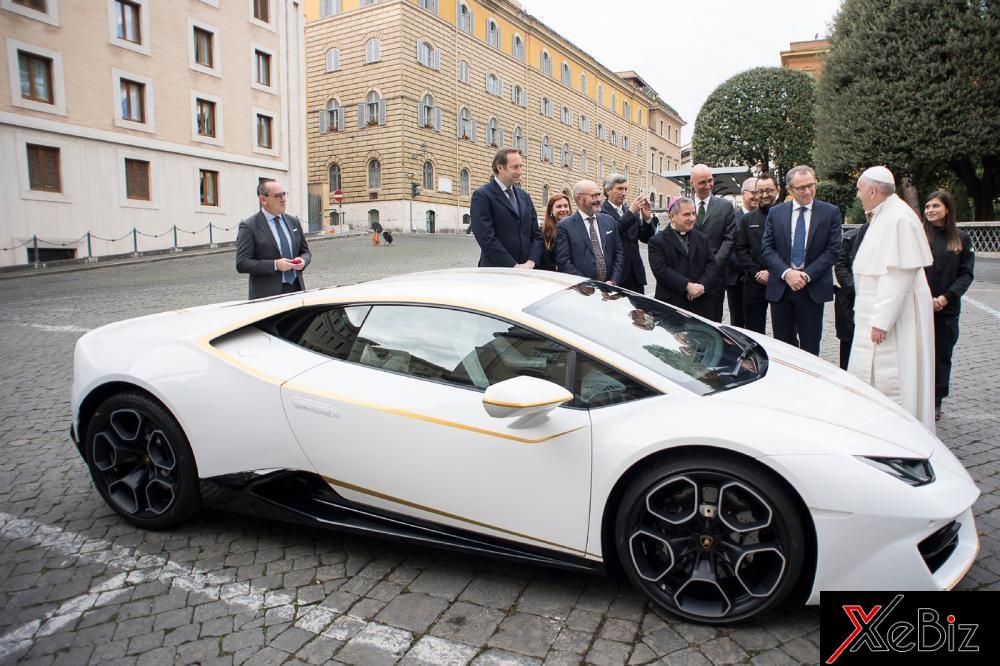 Lamborghini Huracan của Đức Giáo hoàng Francis được bán với giá 19,6 tỷ Đồng