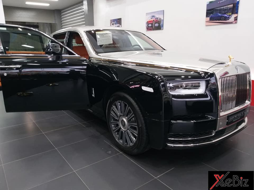 Rolls-Royce Phantom thế hệ thứ 8 cập bến Lào đã khiến cho doanh nhân Việt phải phát thèm