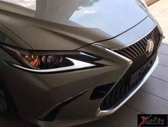 Lexus ES 2019 lộ diện với thiết kế giống LS thế hệ mới