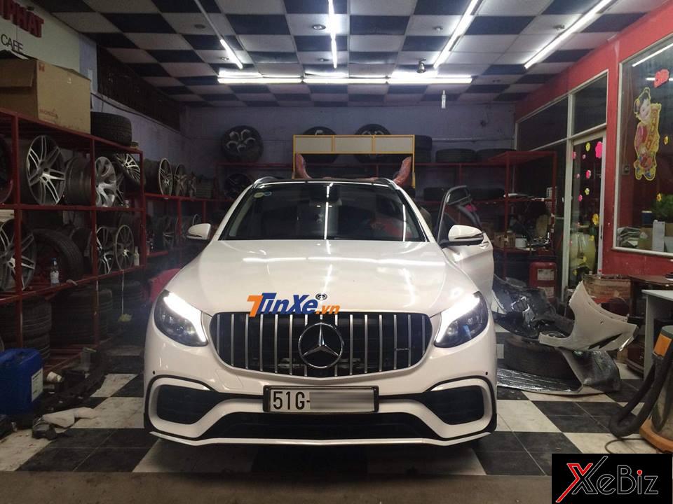 Đơn cử như chiếc Mercedes-Benz GLC 300 4Matic trong bài viết này được chủ nhân cho lên đời thành phiên bản hiệu suất cao Mercedes-AMG GLC 63.