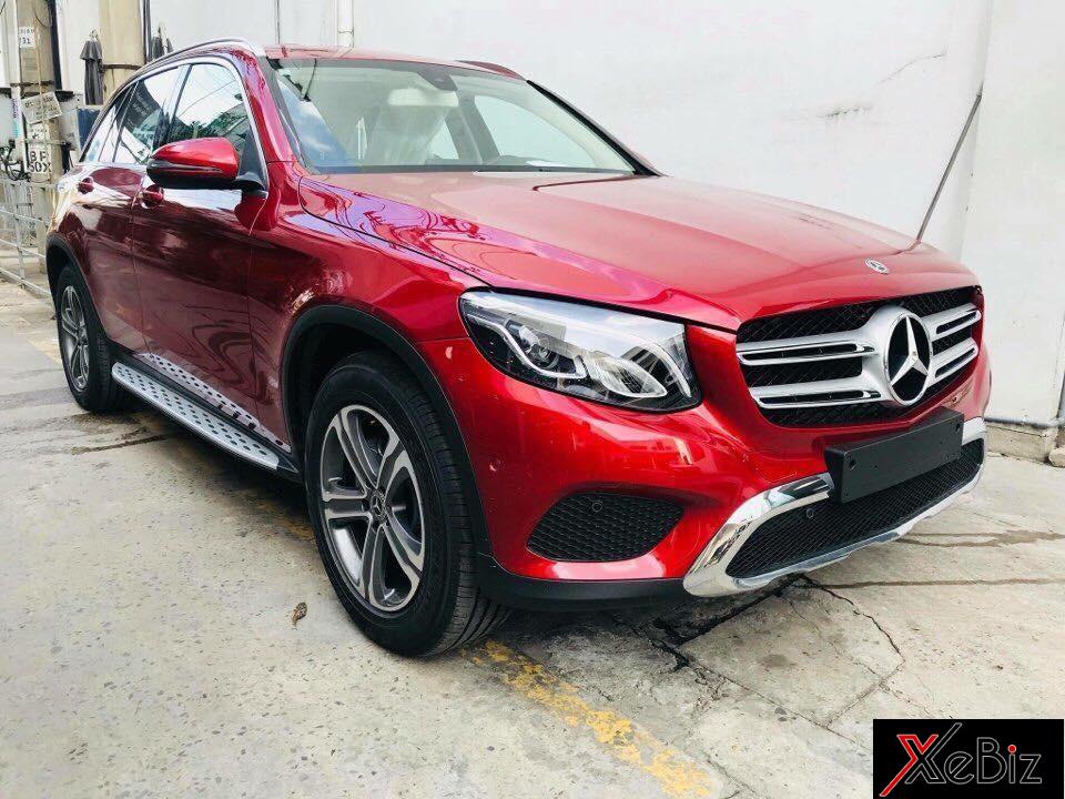 Mercedes-Benz GLC200 2018 xuất hiện tại một đại lý ở Hà Nội