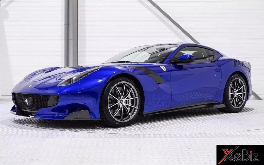 đầu xe Ferrari F12tdf đầu xe Ferrari F12tdf 1