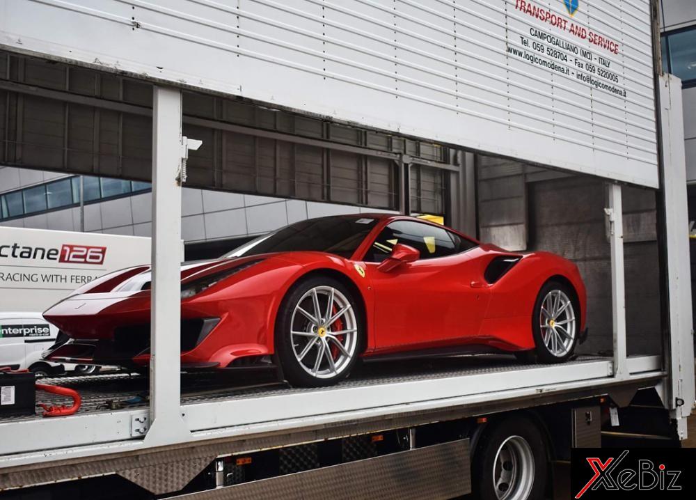 Ferrari 488 Pista Piloti được đưa đến nơi tổ chức giải đua 24 Hours of Le Mans 2018