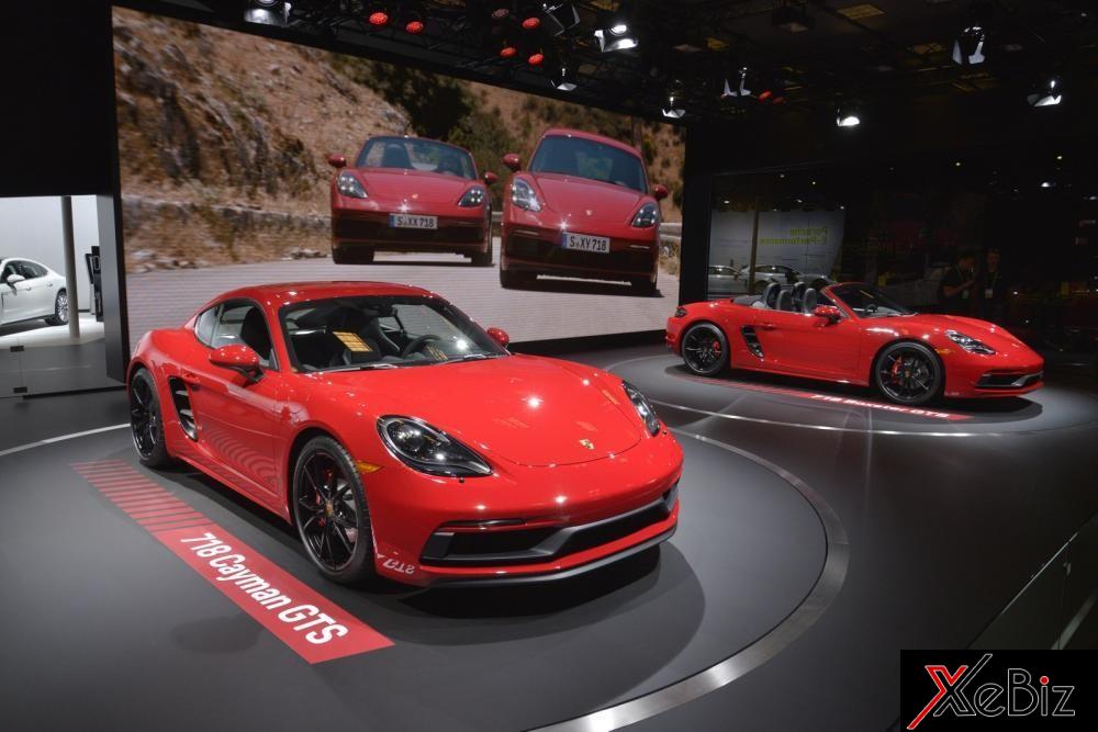 "Cặp đôi song sinh" màu đỏ rực Porsche 718 GTS chính thức trình làng