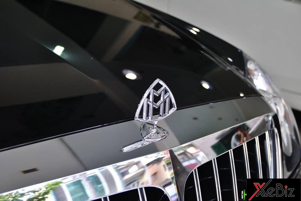 Một chiếc Maybach 62S đời 2012 mới được một công ty nhập khẩu tư nhân quận 5 rao bán