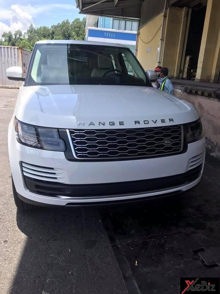 Thêm Range Rover đời 2018 cập bến Việt Nam, giá hơn 8 tỷ đồng Thêm Range Rover đời 2018 cập bến Việt Nam, giá hơn 8 tỷ đồng