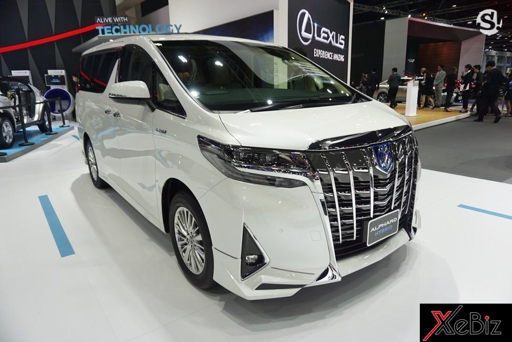 "Chuyên cơ mặt đất" Toyota Alphard 2018 ra mắt ASEAN