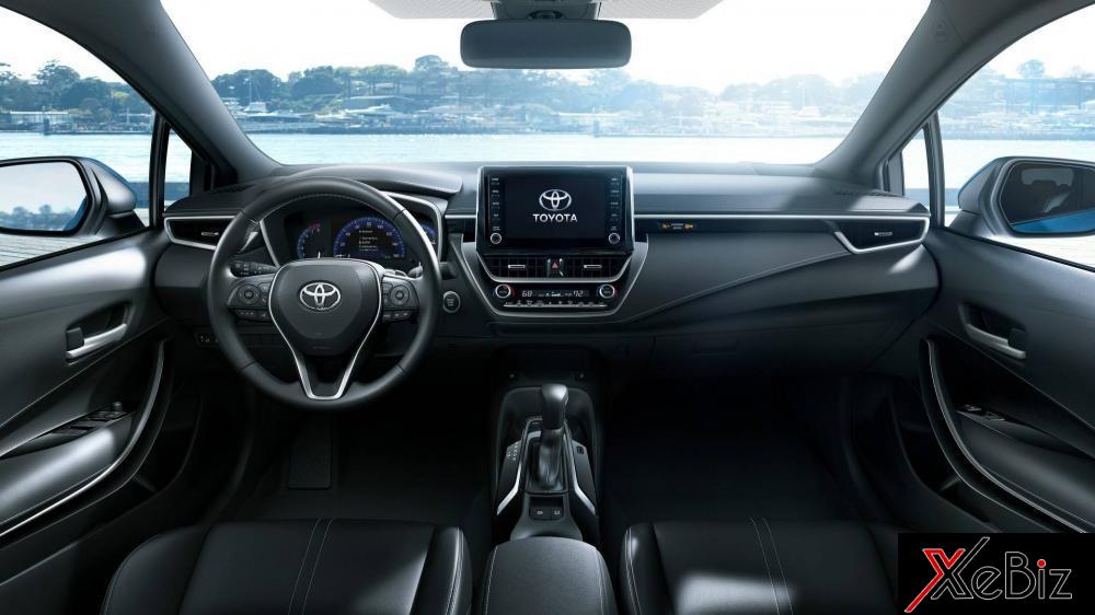 Toyota Corolla Hatchback 2019 lần đầu tiên lộ nội thất