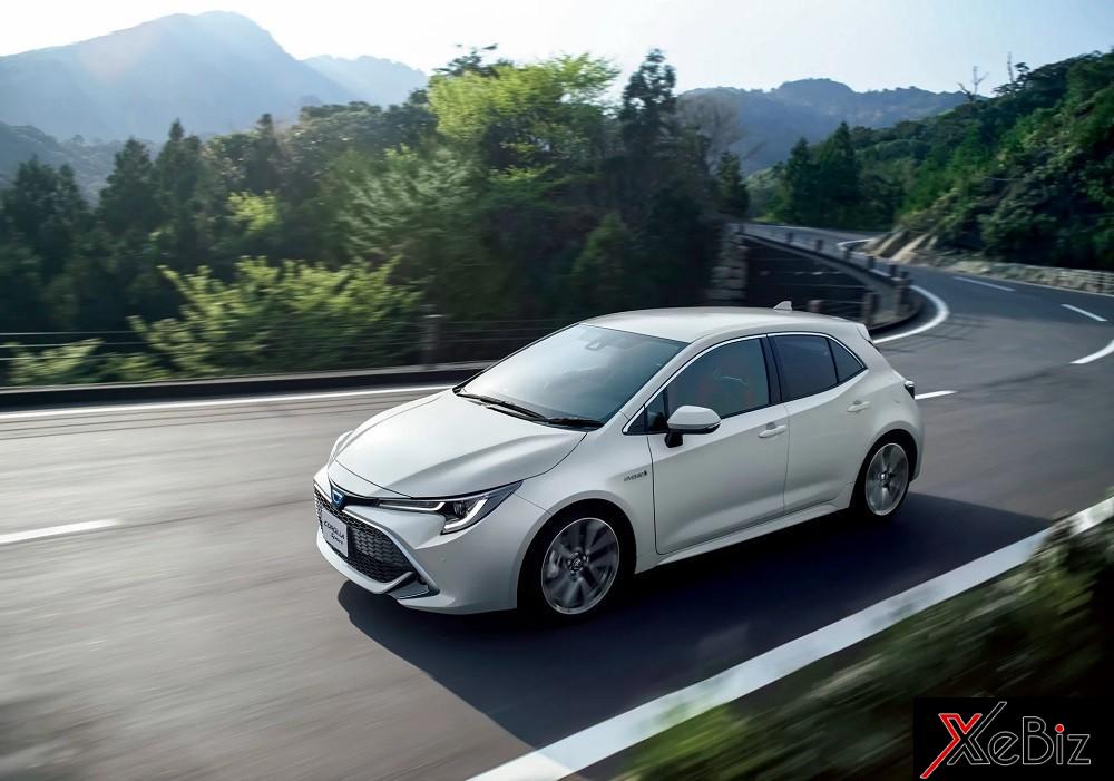Toyota Corolla Sport 2018 ra mắt Nhật Bản với động cơ tăng áp