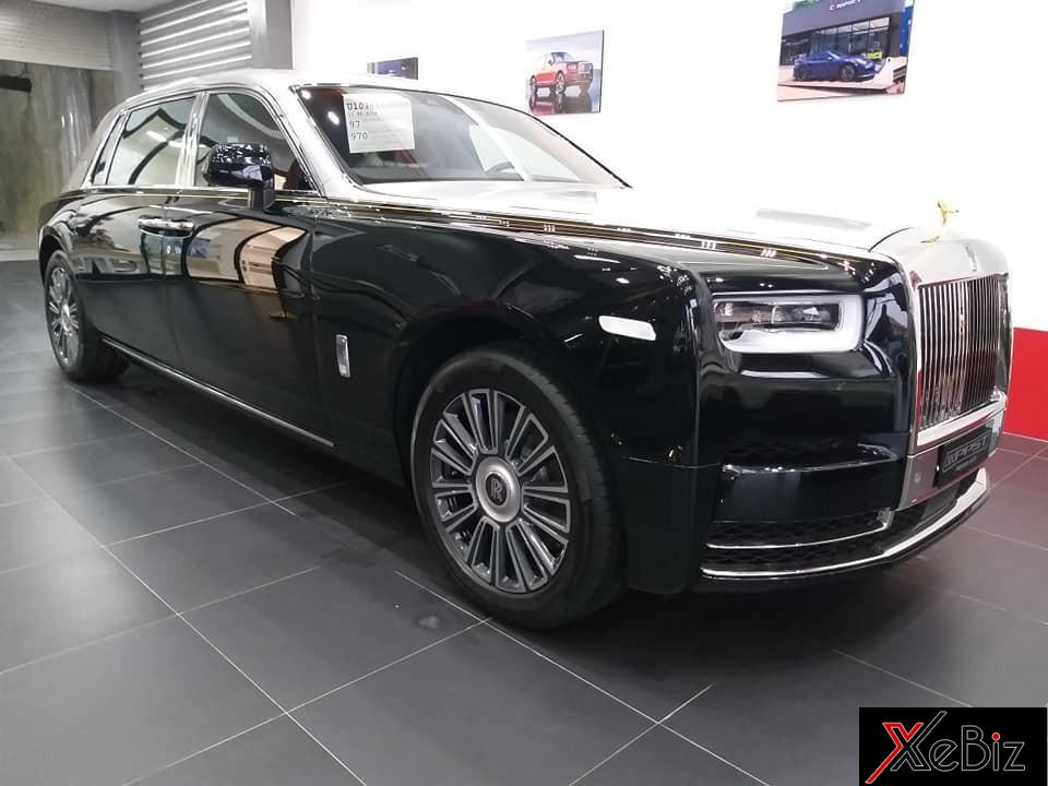 Rolls-Royce Phantom 2018 xuất hiện tại Lào thuộc phiên bản trục cơ sở dài