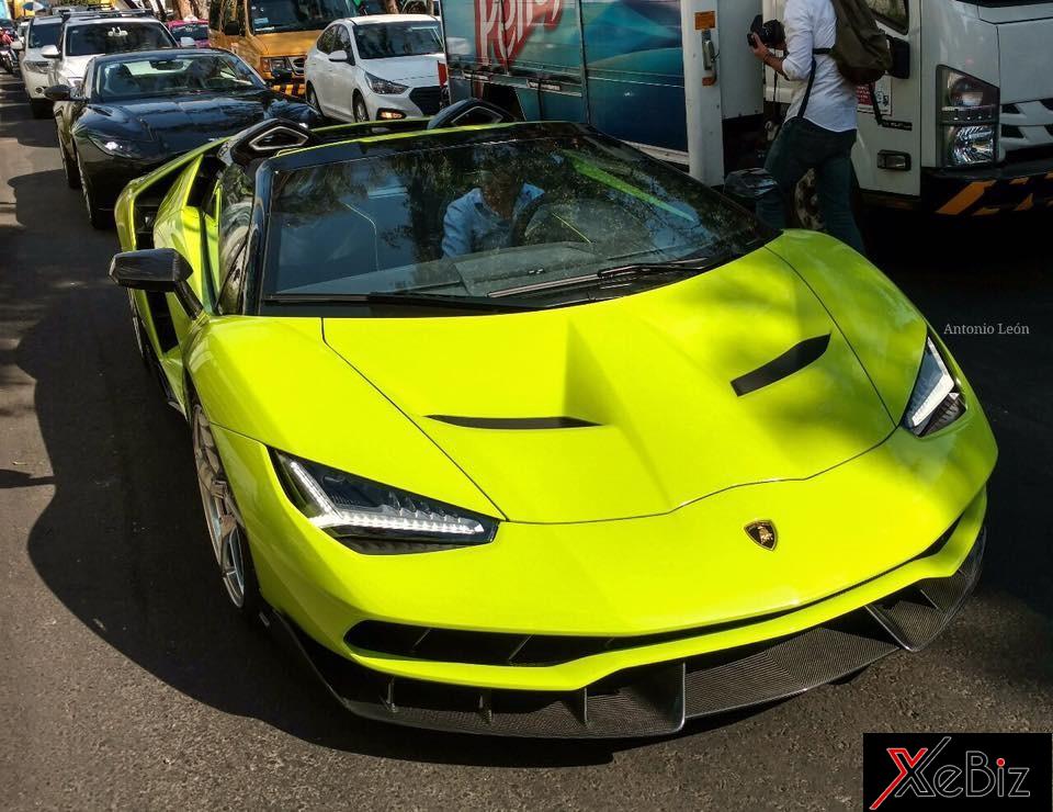 Siêu xe triệu USD Lamborghini Centenario mui trần màu độc của đại gia Mexico  